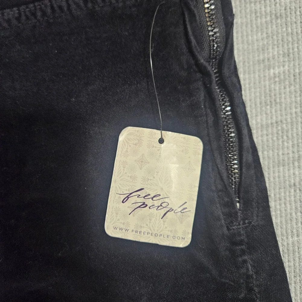 Free‎ People Corduroy Flare Pull On Pants High Rise Side Zip Black Womens L NWT